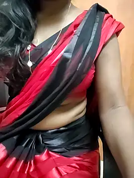 Snapshot of Tamilmallu-duskygirl03 chatting on 6, 1, 2026 Tamilmallu-duskygirl03 online show from 6, 1, 2026