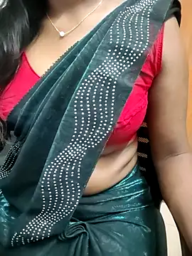 Snapshot of Tamilmallu-duskygirl03 chatting on 9, 4, 2026 Tamilmallu-duskygirl03 online show from 9, 4, 2026