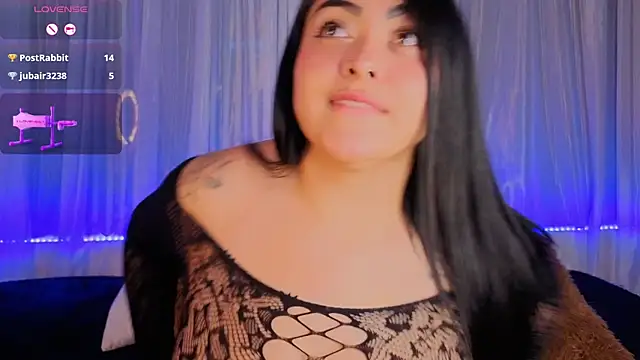 Victoria Jonhss online show from 8, 4, 2026