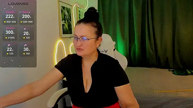 Snapshot of hottyannaa chatting on 6, 1, 2026 hottyannaa online show from 6, 1, 2026