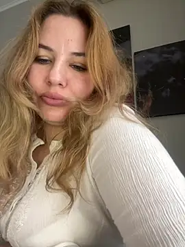 Passion-Blondy online show from 24, 6, 2026