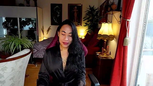 bianca bellamy online show from 17, 12, 2025