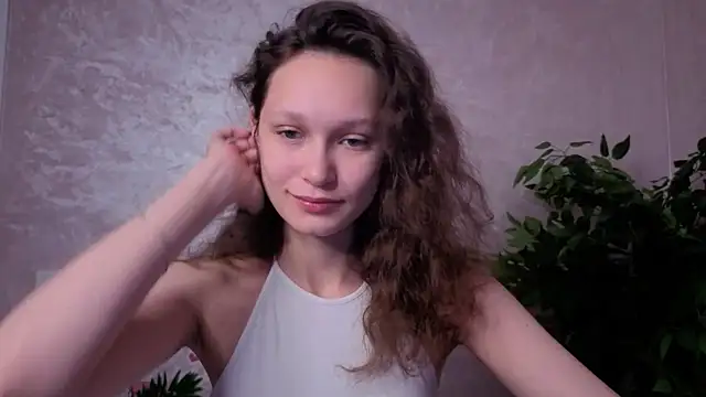 Snapshot of VeronaQueenn chatting on 9, 10, 2025 VeronaQueenn online show from 9, 10, 2025