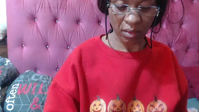 Snapshot of kinkyboobs12 chatting on 12, 7, 2026 kinkyboobs12 online show from 12, 7, 2026