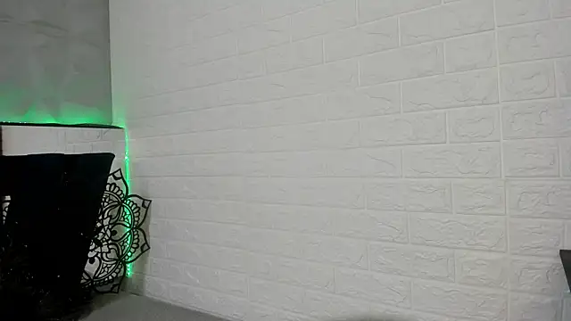 Snapshot of pamela_velazco chatting on 9, 10, 2025 pamela velazco online show from 9, 10, 2025