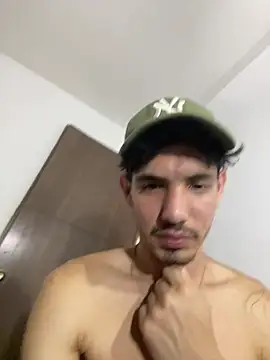 fabrizzio Monti online show from 5, 4, 2026