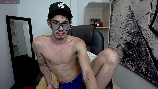 fabrizzio Monti online show from 9, 4, 2026