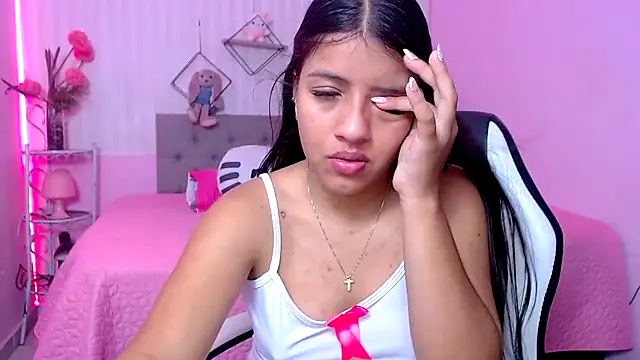Snapshot of zara_cute chatting on 22, 4, 2026 zara cute online show from 22, 4, 2026