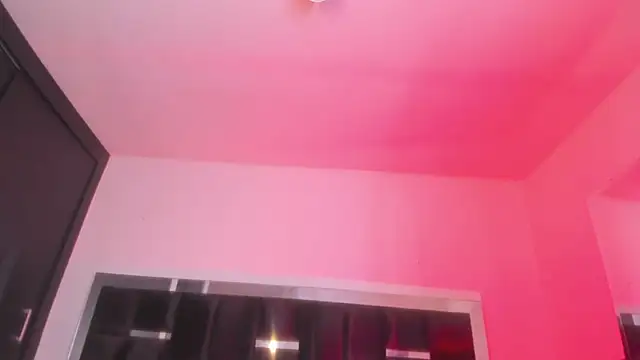 Cami KingSex online show from 18, 6, 2026