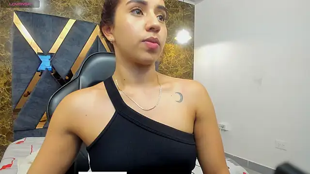 Vittoria Conti  online show from 22, 11, 2025