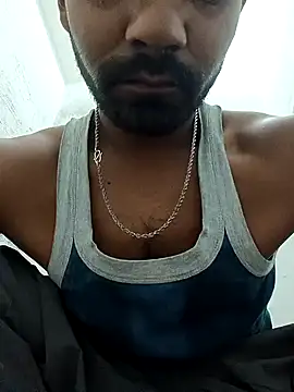 Snapshot of ShowedWringer chatting on 29, 10, 2025 ShowedWringer online show from 29, 10, 2025