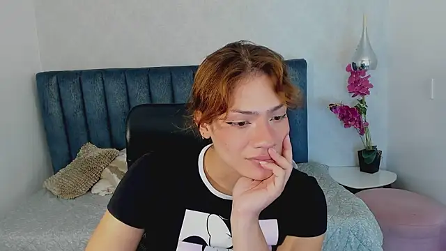 Snapshot of KassMonroe chatting on 14, 1, 2026 KassMonroe online show from 14, 1, 2026