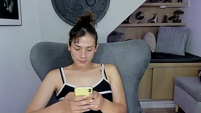 Snapshot of KassMonroe chatting on 17, 6, 2026 KassMonroe online show from 17, 6, 2026