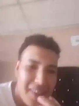 Snapshot of camilo44467 chatting on 10, 10, 2025 camilo44467 online show from 10, 10, 2025