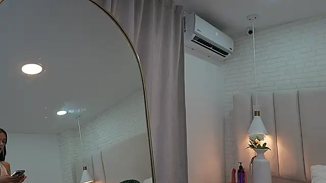 nina gb online show from 11, 5, 2026