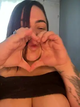 Fernandinhacarioca021rj online show from 16, 2, 2026