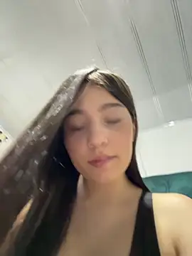   Lorelain   online show from 14, 11, 2025