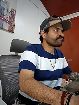 Snapshot of Nateskp_1 chatting on 9, 11, 2025 Nateskp 1 online show from 9, 11, 2025