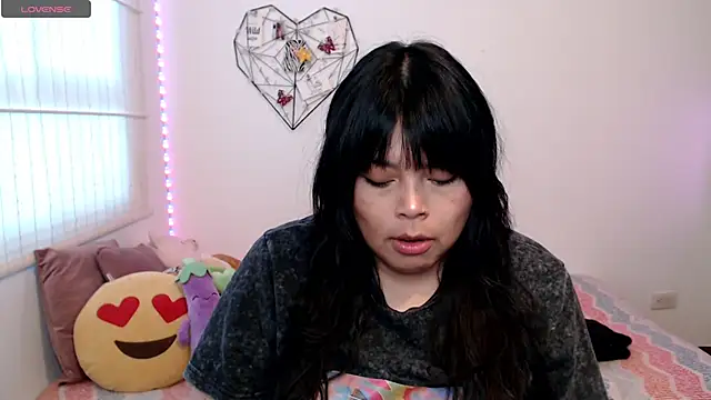 Snapshot of EllieMoonX chatting on 29, 5, 2026 EllieMoonX online show from 29, 5, 2026