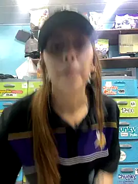 Lucy 699 online show from 2, 11, 2025