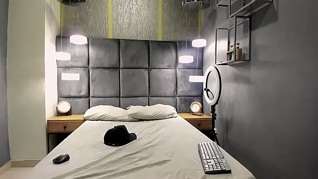 MorenitoDigno online show from 16, 10, 2025