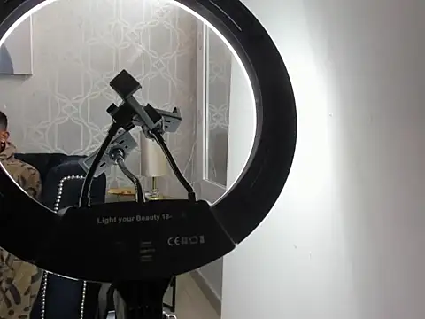 MorenitoDigno online show from 3, 11, 2025