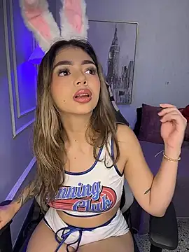 HoneyMollyX online show from 20, 10, 2025