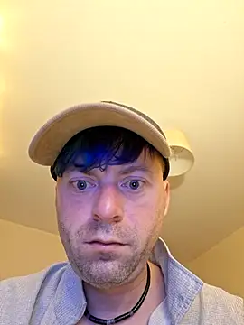 Snapshot of DelayedAnalog720 chatting on 13, 11, 2025 DelayedAnalog720 online show from 13, 11, 2025