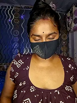 Snapshot of Sweet-Maddlina chatting on 1, 4, 2026 Sweet-Maddlina online show from 1, 4, 2026