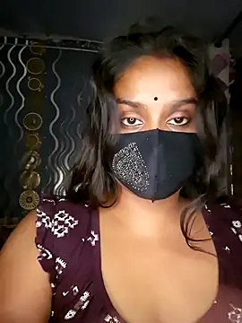 Snapshot of Sweet-Maddlina chatting on 2, 4, 2026 Sweet-Maddlina online show from 2, 4, 2026