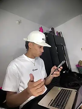 Gio 0324 online show from 23, 10, 2025