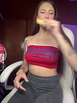 Im scarlett18 online show from 26, 11, 2025