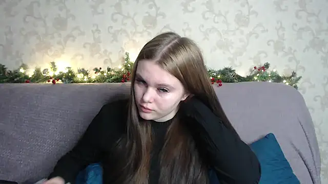 Snapshot of Musegirl chatting on 20, 12, 2025 Musegirl online show from 20, 12, 2025