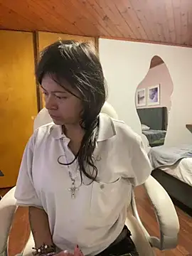 Ninfa pink online show from 19, 12, 2025