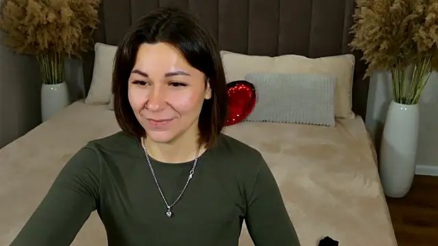 Snapshot of EdenSolis chatting on 22, 11, 2025 EdenSolis online show from 22, 11, 2025