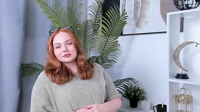 Snapshot of ErnaSegui chatting on 10, 10, 2025 ErnaSegui online show from 10, 10, 2025
