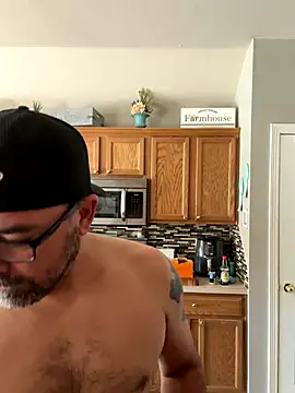 Snapshot of Fun_Time_Ron_2 chatting on 25, 10, 2025 Fun Time Ron 2 online show from 25, 10, 2025