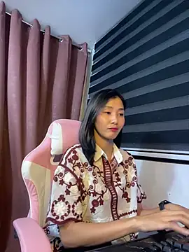 Snapshot of De_amore chatting on 21, 11, 2025 De amore online show from 21, 11, 2025