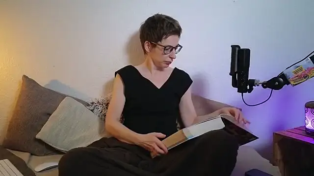 Antifistin online show from 15, 11, 2025