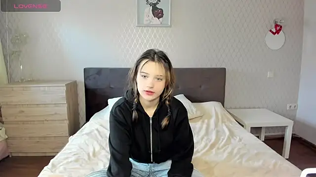 SofiMuse online show from 14, 10, 2025