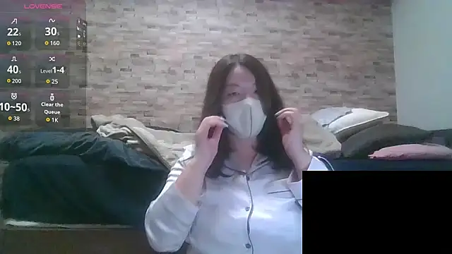 anananna1010 online show from 13, 10, 2025