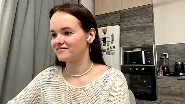 WalterGirlcute online show from 10, 10, 2025
