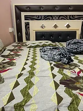 Snapshot of riya_sharmaa01 chatting on 12, 10, 2025 riya sharmaa01 online show from 12, 10, 2025