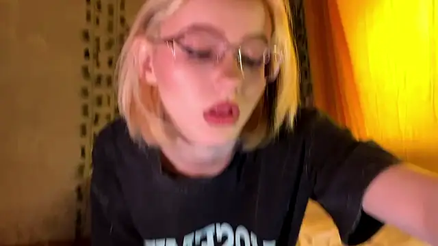 Kate mikki online show from 4, 2, 2026