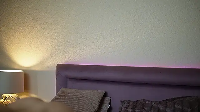 JoelleApril online show from 28, 4, 2026