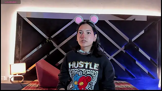 Emmy  Rossee online show from 1, 11, 2025