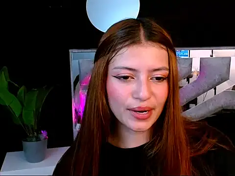 viky evanss online show from 23, 10, 2025