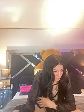 Snapshot of Moon_Magic chatting on 24, 10, 2025 Moon Magic online show from 24, 10, 2025