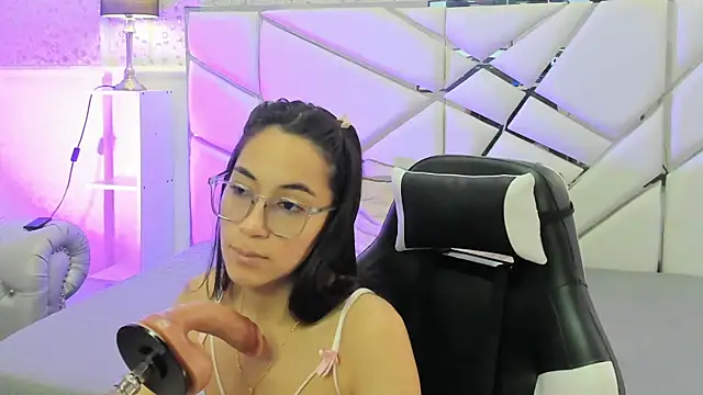 Snapshot of GabbiePrice chatting on 15, 6, 2026 GabbiePrice online show from 15, 6, 2026
