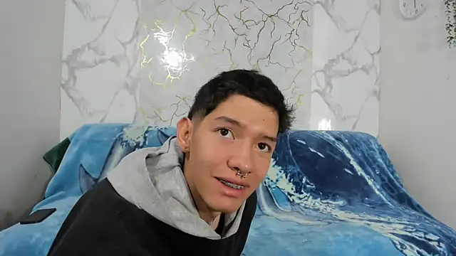heyy noah11 online show from 8, 6, 2026